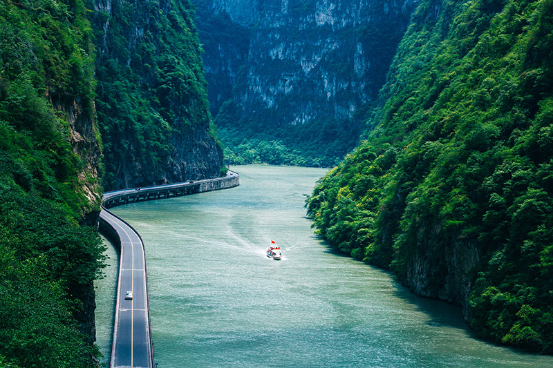 最美水上公路